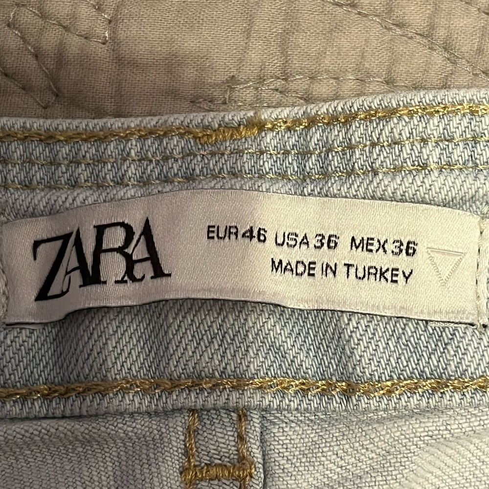 Zara distressed jeans. - Picture 7 of 13
